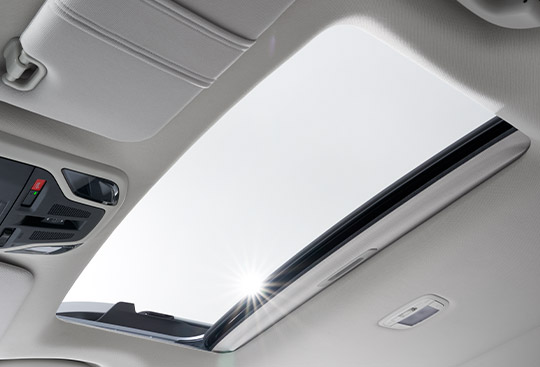 <sg-lang1>Sunroof</sg-lang1><sg-lang2></sg-lang2><sg-lang3></sg-lang3>