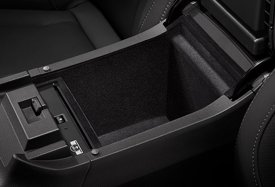 <sg-lang1>Centre Console Box</sg-lang1><sg-lang2></sg-lang2><sg-lang3></sg-lang3>