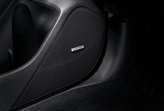 <sg-lang1>Premium Audio System with Harman/Kardon Speakers*³</sg-lang1><sg-lang2></sg-lang2><sg-lang3></sg-lang3>